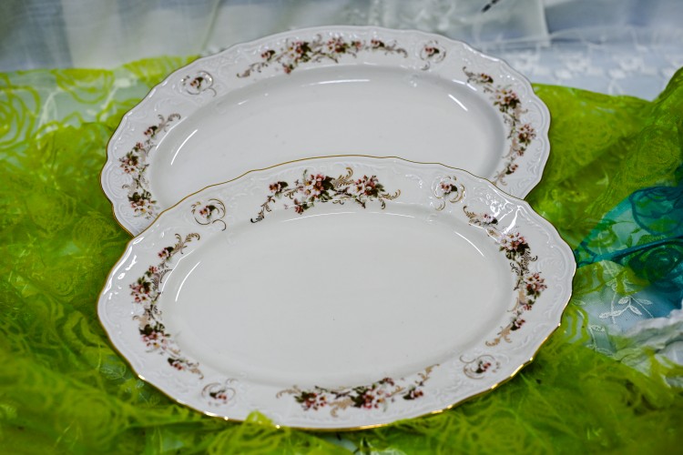 חום עלה ירוק - פלטות להגשה