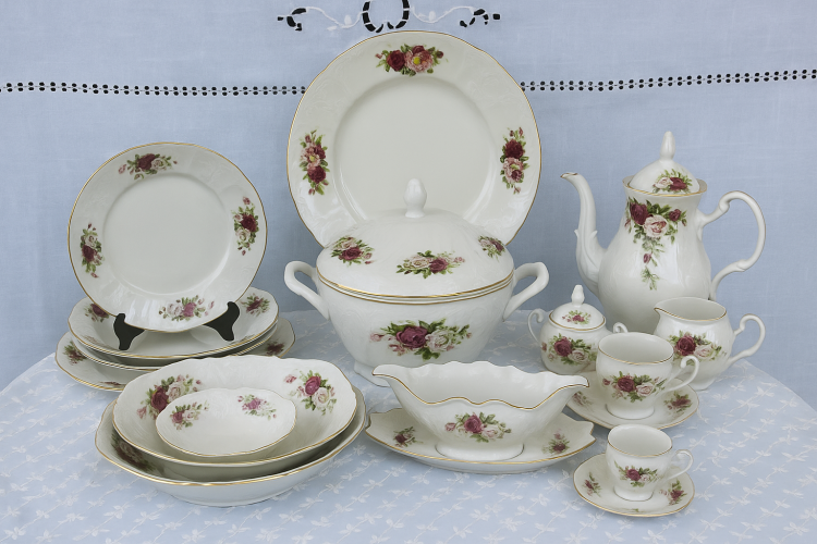 שושנה אדומה - סט 122 חלקים