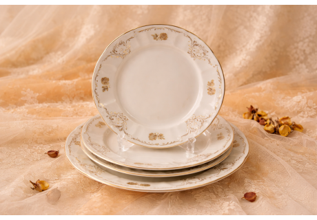 עלה זהב - 18 צלחות