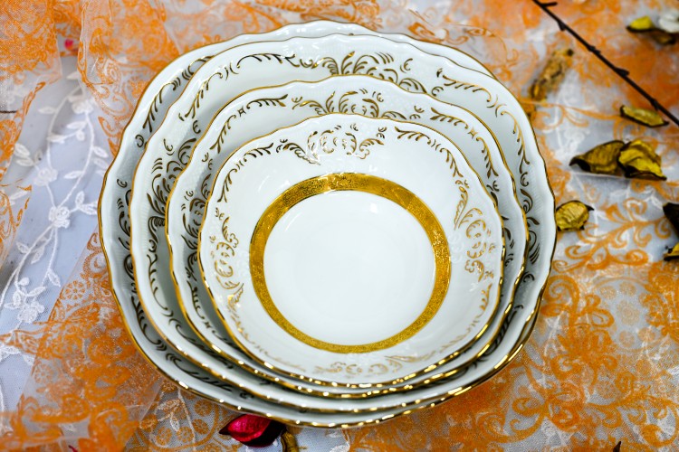 עיטור זהב עבה - קערות בגדלים שונים