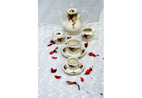 שושנה אדומה - סט קפה ותה